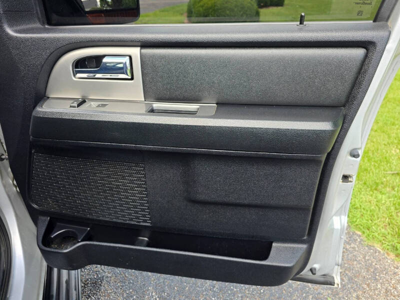2017 Ford Expedition EL XLT