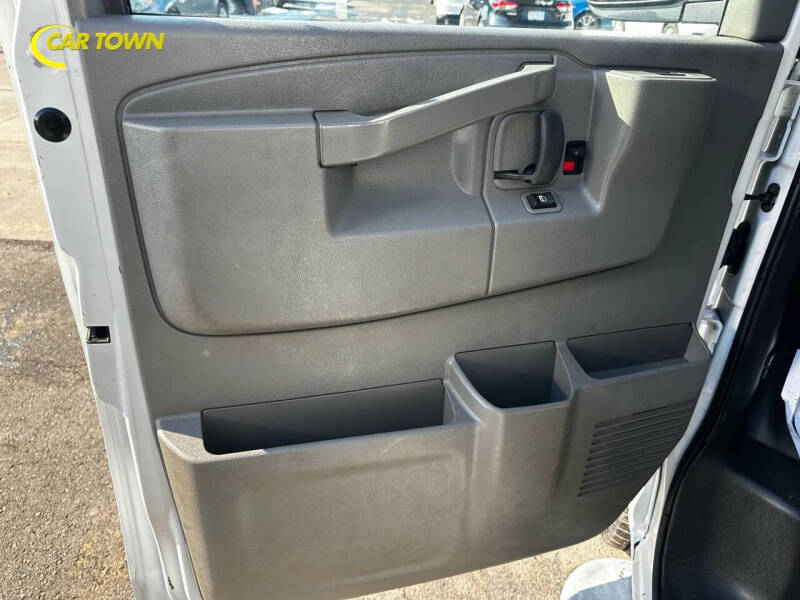2019 GMC Savana 2500