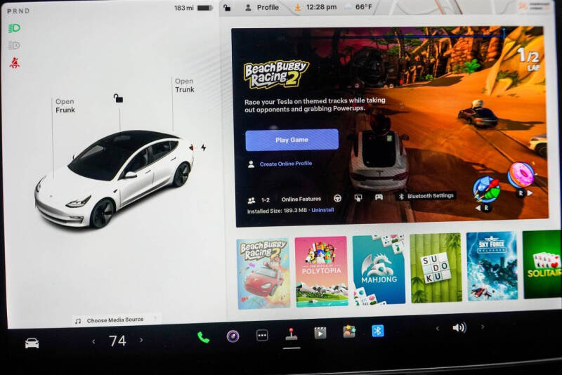 2021 Tesla Model 3 Standard Range Plus