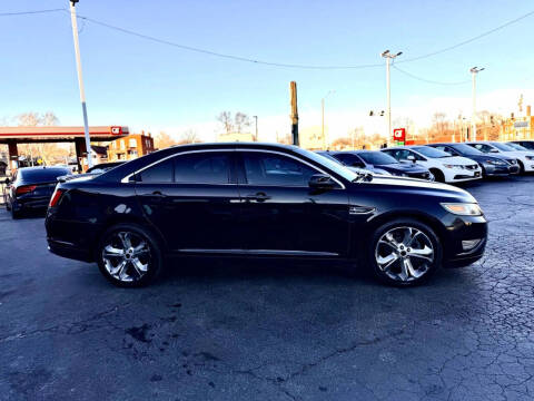 2012 Ford Taurus SHO