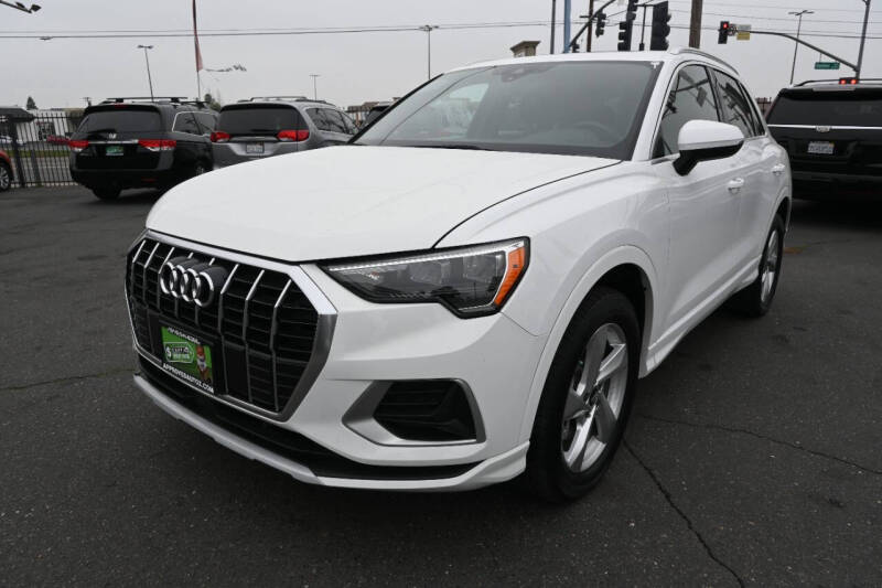 2021 Audi Q3 quattro Premium 40 TFSI