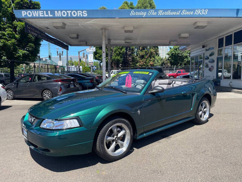 2001 Ford Mustang