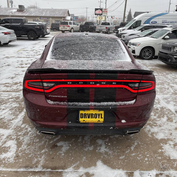 2019 Dodge Charger SXT