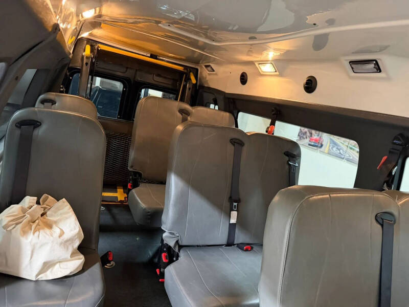 2013 Ford E-Series E-250