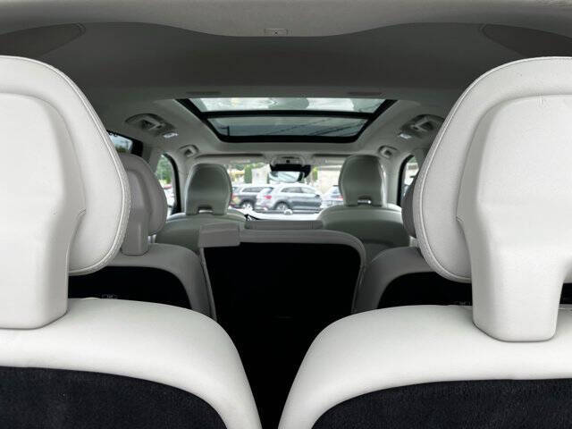 2022 Volvo XC90 T6 Inscription 7-Passenger