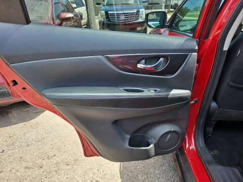 2017 Nissan Rogue SV