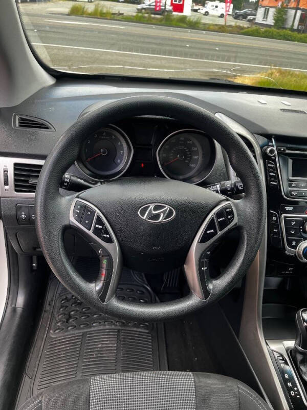 2017 Hyundai Elantra GT