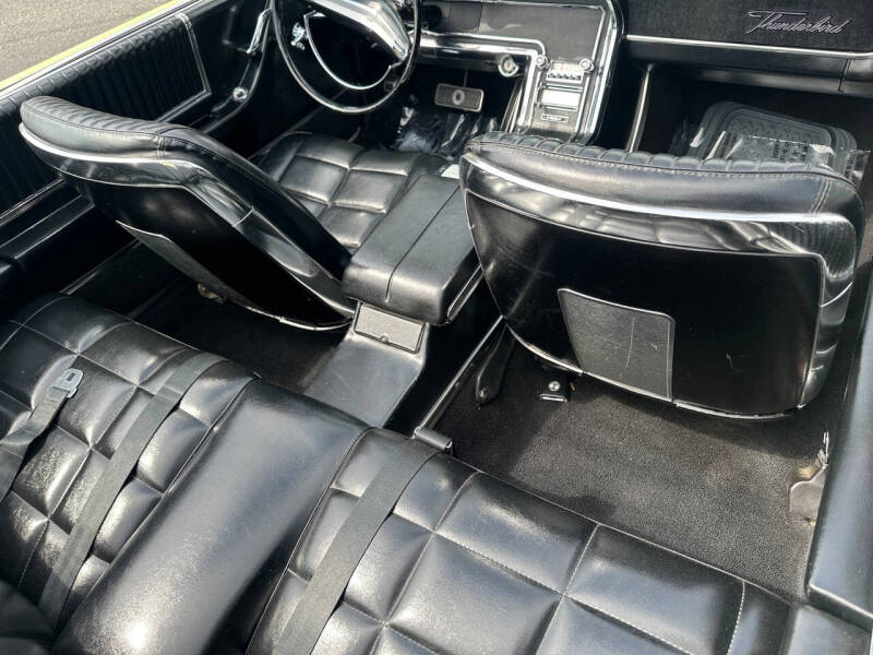 1966 Ford Thunderbird