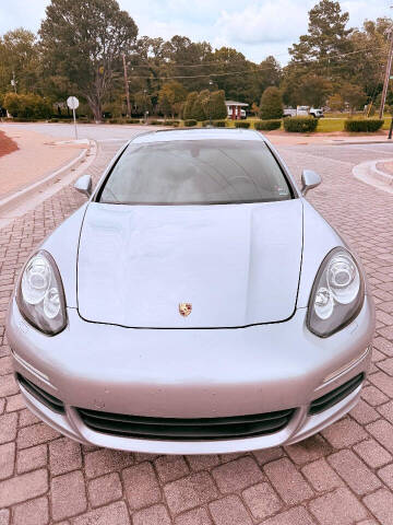 2016 Porsche Panamera