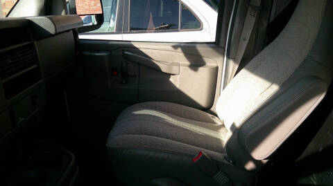 2022 Chevrolet Express 2500