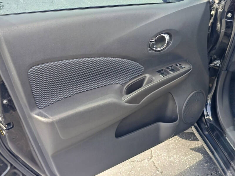 2016 Nissan Versa Note SV