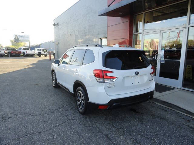 2023 Subaru Forester Premium