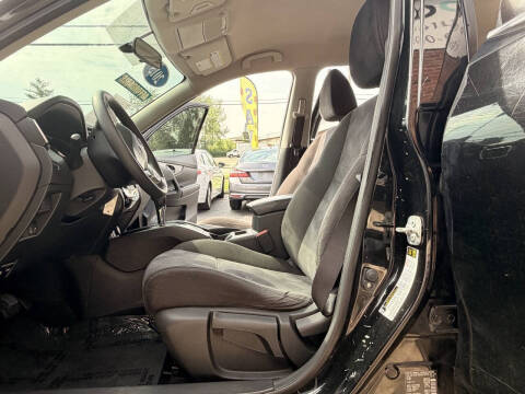 2015 Nissan Rogue S