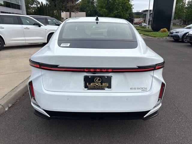 2026 Lexus ES 500e Premium