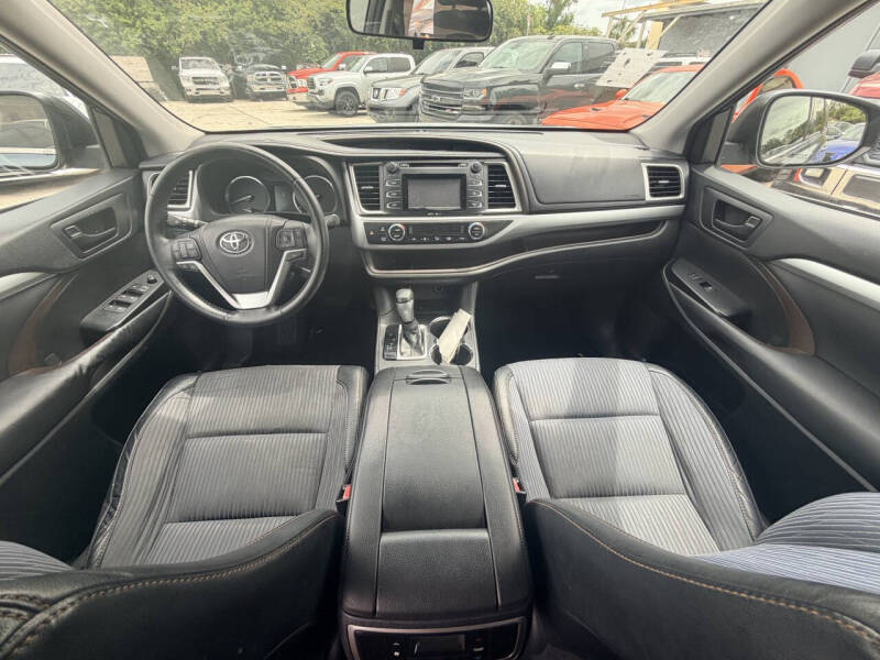 2014 Toyota Highlander LE Plus