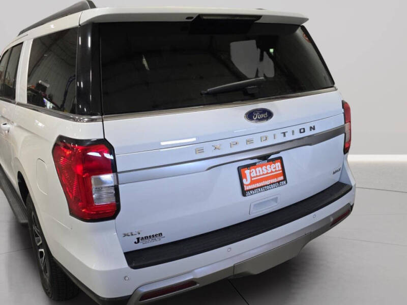 2024 Ford Expedition MAX XLT