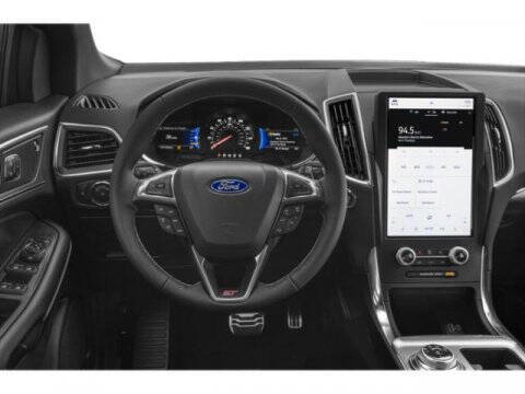 2022 Ford Edge ST