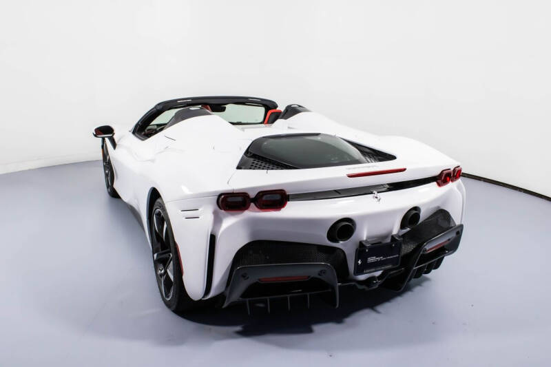 2023 Ferrari SF90 Spider