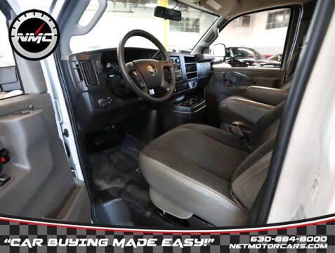 2022 Chevrolet Express 2500