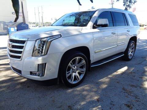 2017 Cadillac Escalade for sale at EAST LAKE TRUCK & CAR SALES in Holiday FL