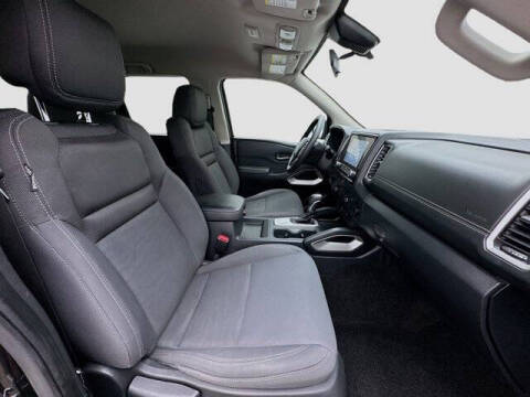 2022 Nissan Frontier SV