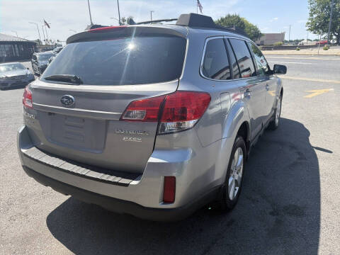 2011 Subaru Outback 2.5i Limited