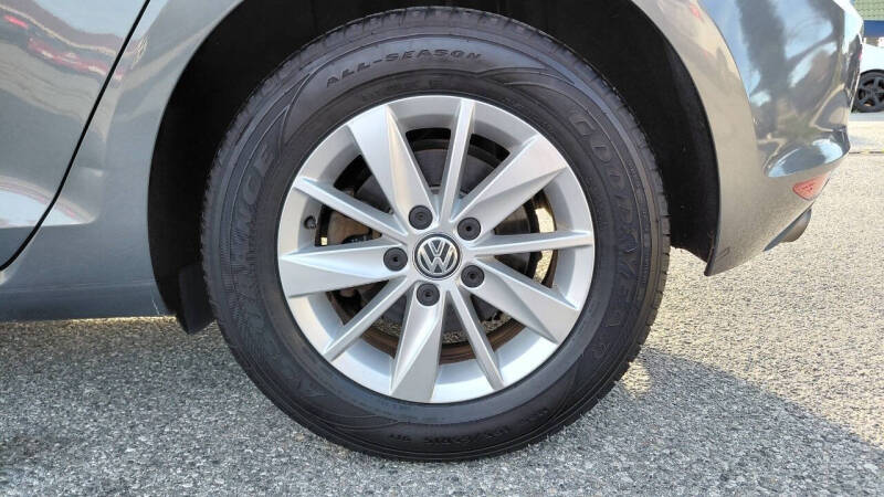2015 Volkswagen Golf TSI S