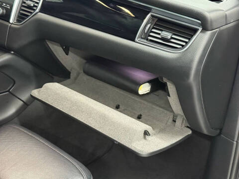 2018 Porsche Macan S