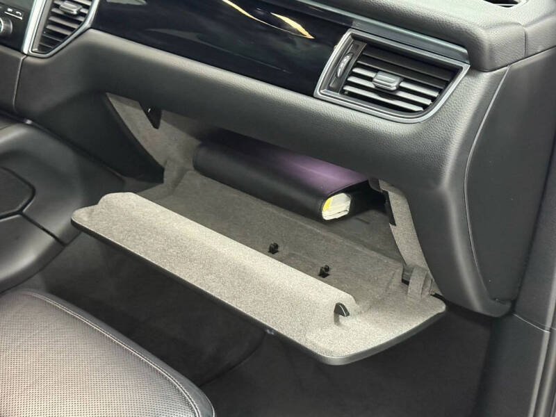 2018 Porsche Macan S