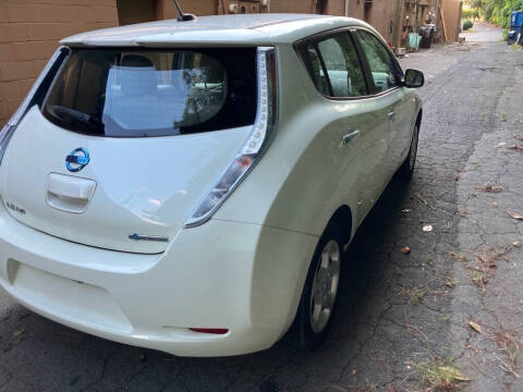 2012 Nissan LEAF SV