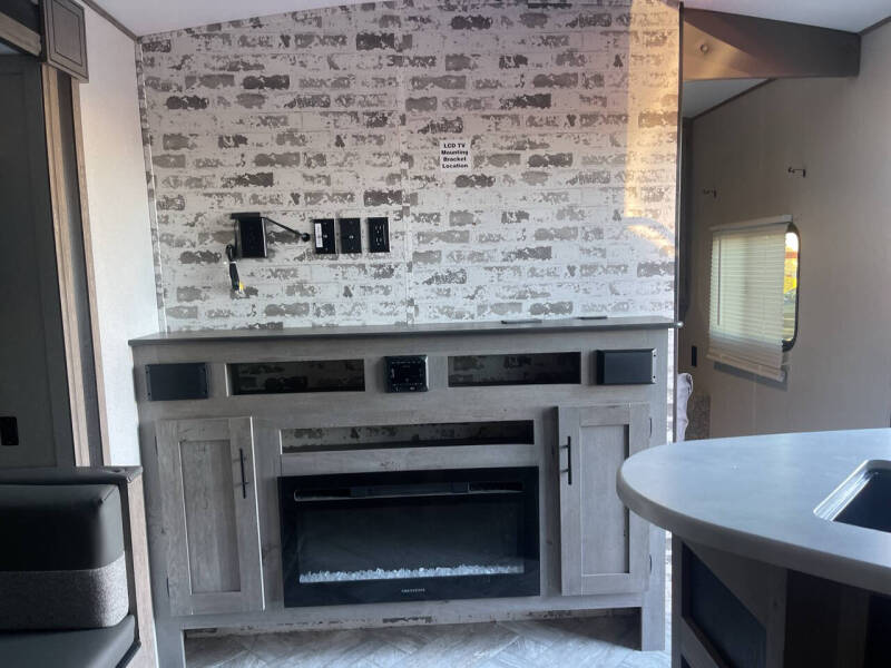 2021 Keystone RV Sprindale 240H