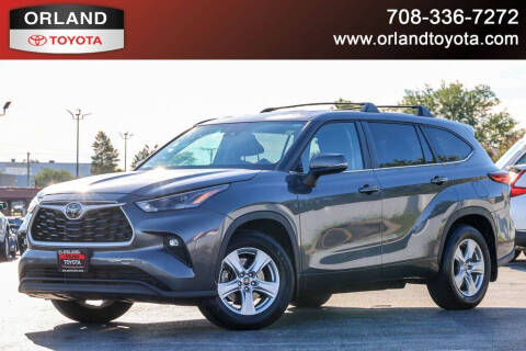 2023 Toyota Highlander LE