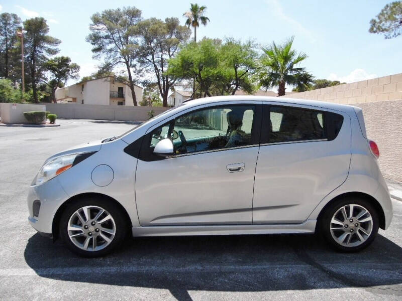 2014 Chevrolet Spark 2LT photo 6