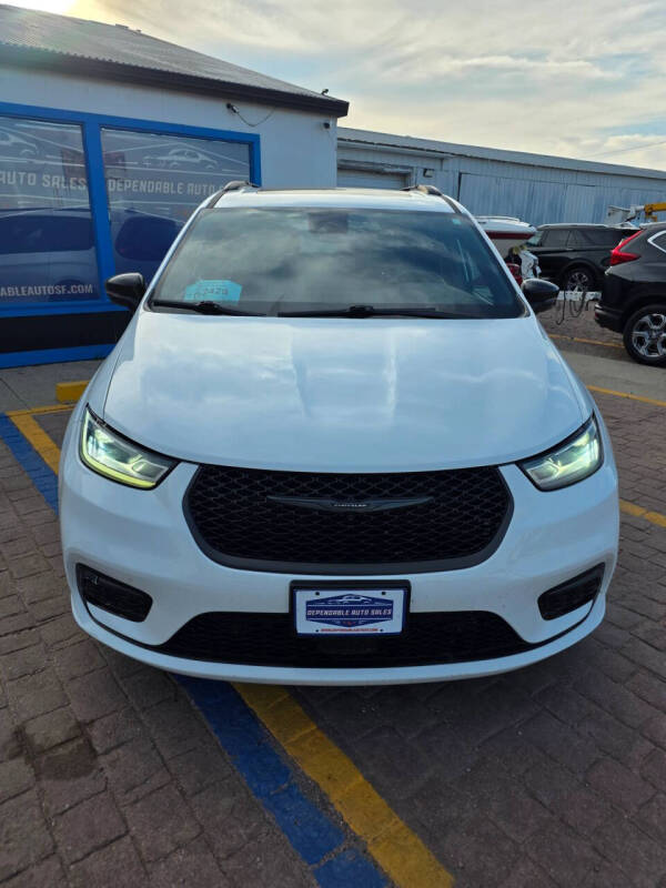 2023 Chrysler Pacifica Limited