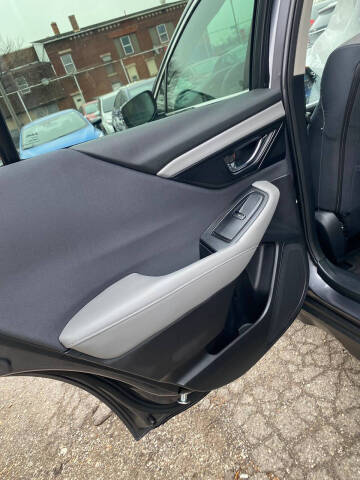 2025 Subaru Outback Premium