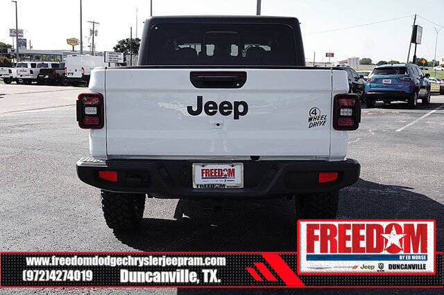 2025 Jeep Gladiator Willys