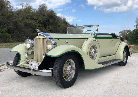 1933 Packard Super Eight