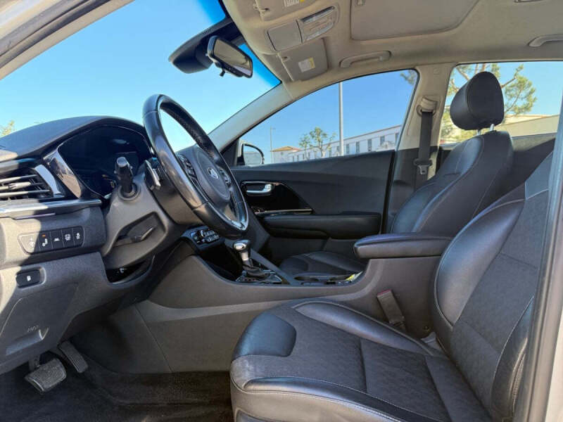 2020 Kia Niro Touring