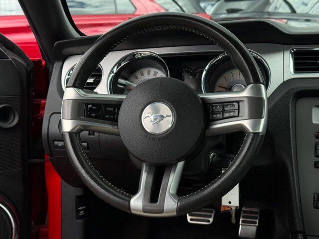 2012 Ford Mustang V6 Premium