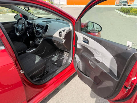 2013 Chevrolet Sonic LT Auto