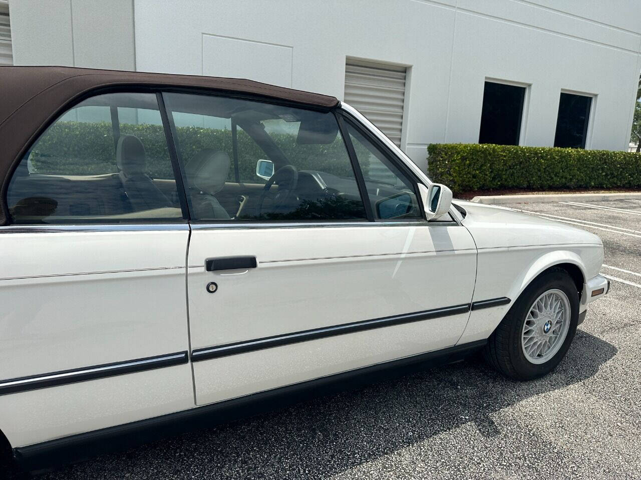 1989 BMW 3 Series  - $13,900