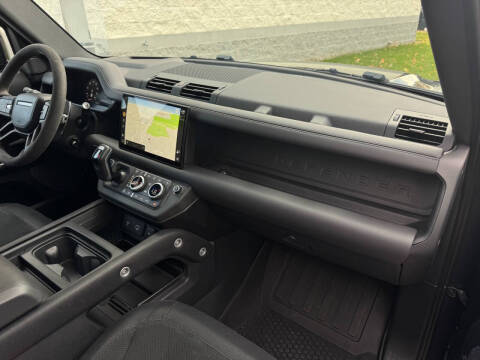 2023 Land Rover Defender