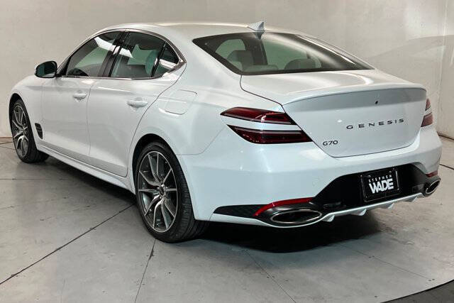 2025 Genesis G70