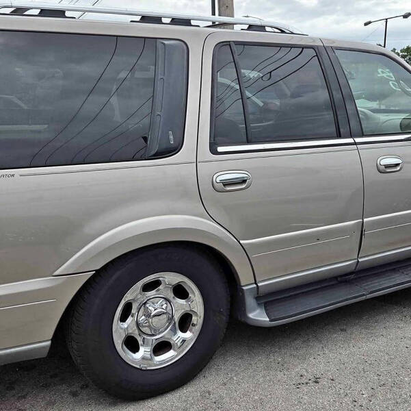 2002 Lincoln Navigator
