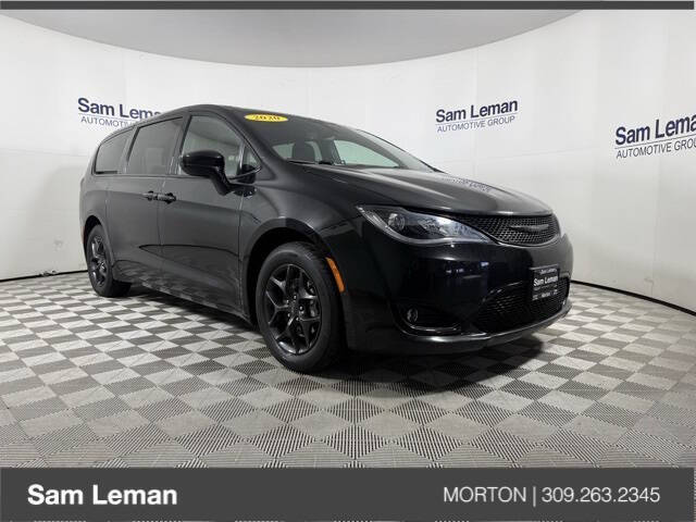 2020 Chrysler Pacifica for sale at Sam Leman CDJRF Morton in Morton IL