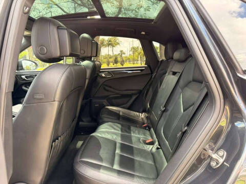 2017 Porsche Macan