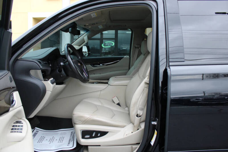 2020 Cadillac Escalade Premium Luxury