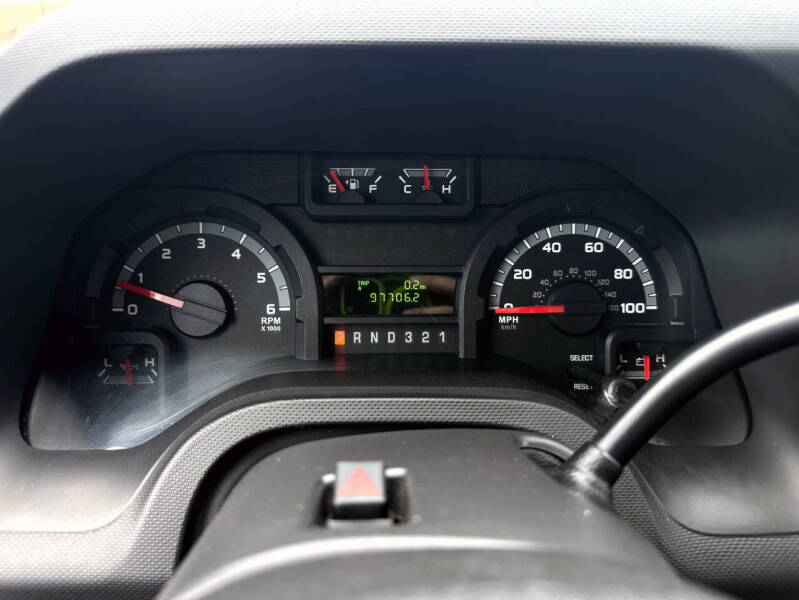 2013 Ford E-Series E-350 SD
