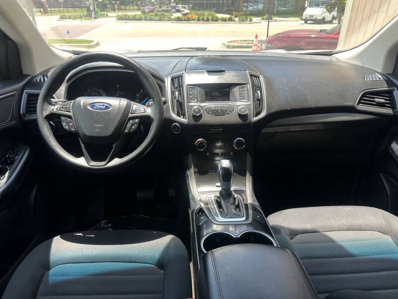 2017 Ford Edge SE