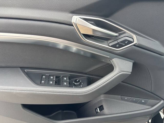 2024 Audi Q8 e-tron quattro Premium